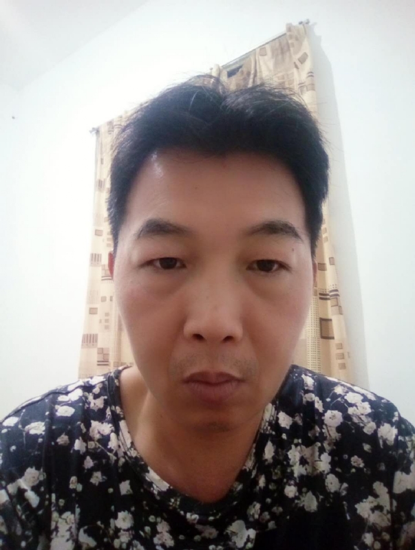 繁华哀伤的第一张照片--武夷山相亲网