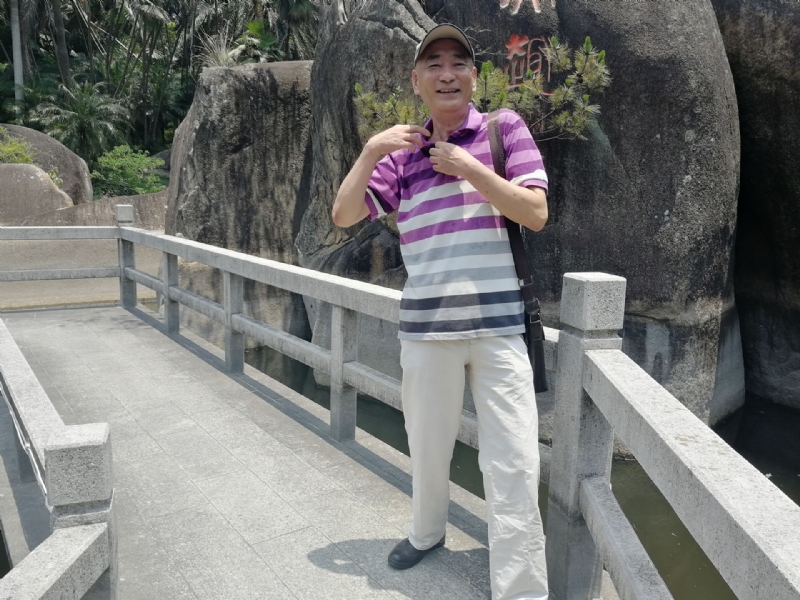 热腾腾的第三张照片--武夷山相亲网