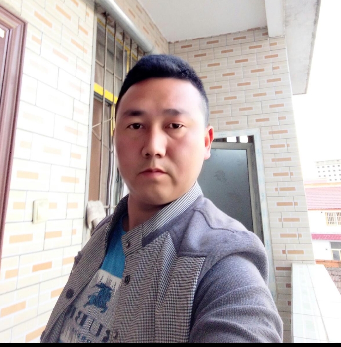 帅帅的大叔的第一张照片--武夷山相亲网