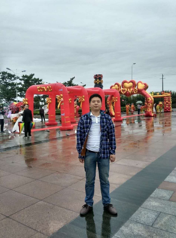 在奋斗的第三张照片--武夷山相亲网