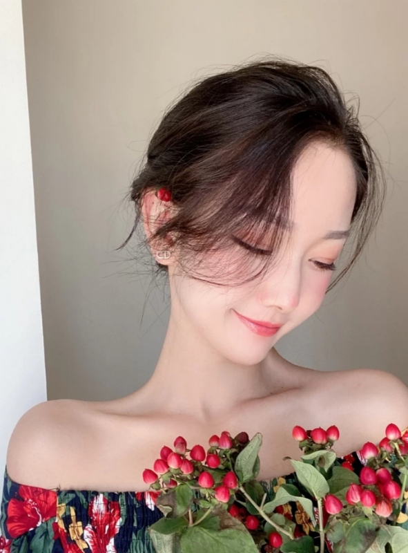小诗vanessa的第二张照片--武夷山相亲网