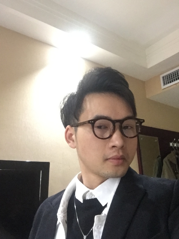 曾亮的第一张照片--武夷山相亲网