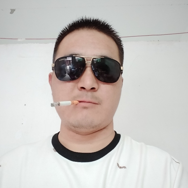 白伟伟的第一张照片--武夷山相亲网