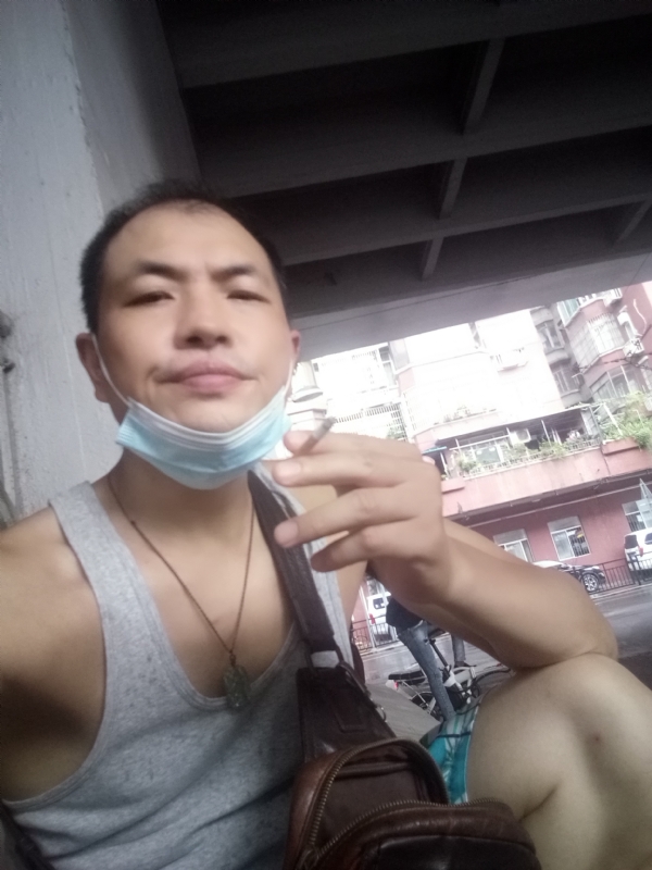H21的第二张照片--武夷山相亲网