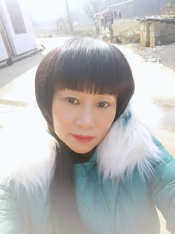 金鱼儿的第一张照片--武夷山相亲网