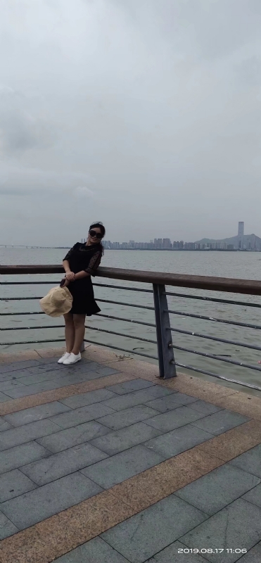 清秋的第一张照片--武夷山相亲网