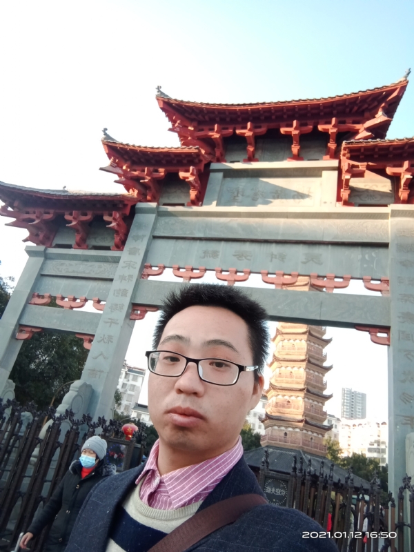 碧血丹心的第一张照片--武夷山相亲网