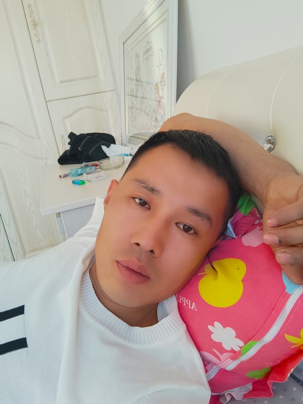 一个人的第一张照片--武夷山相亲网