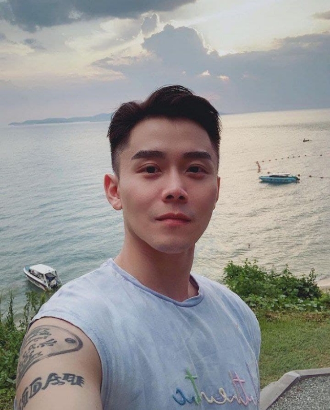 Aaron的第一张照片--武夷山相亲网