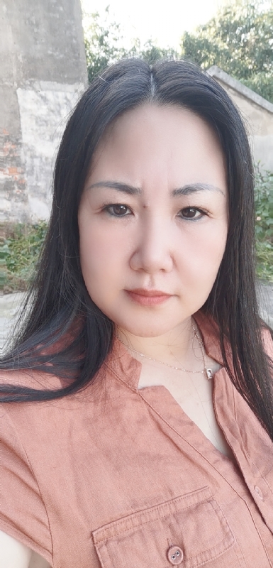 乖乖一女的第一张照片--武夷山相亲网
