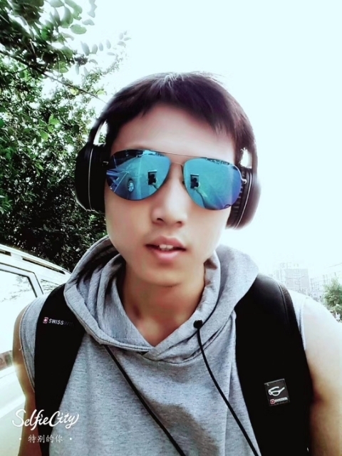 失意的人的第一张照片--武夷山相亲网