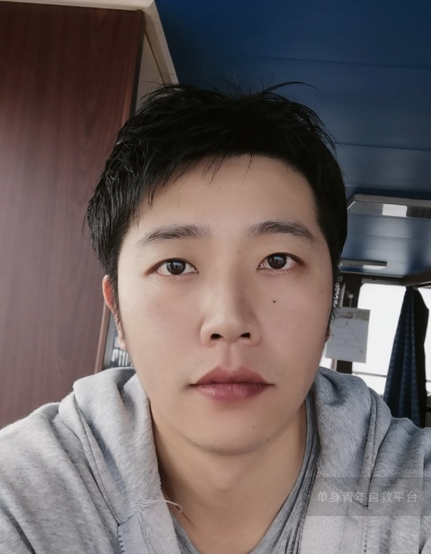 不太帅的男人的第一张照片--武夷山相亲网