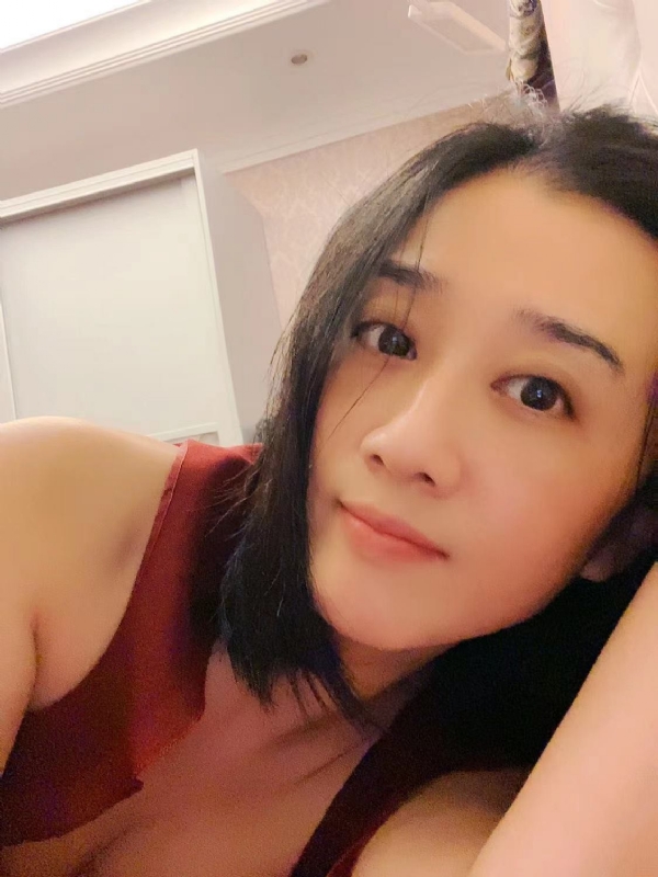 HongYu的第一张照片--武夷山相亲网