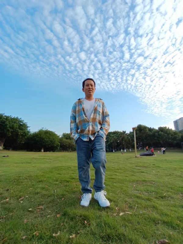 曹先生的第三张照片--武夷山相亲网