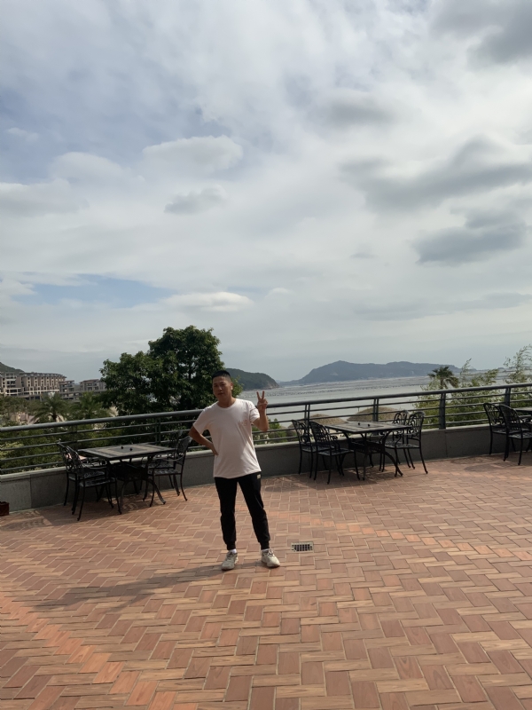 心酸瑟果的第一张照片--武夷山相亲网
