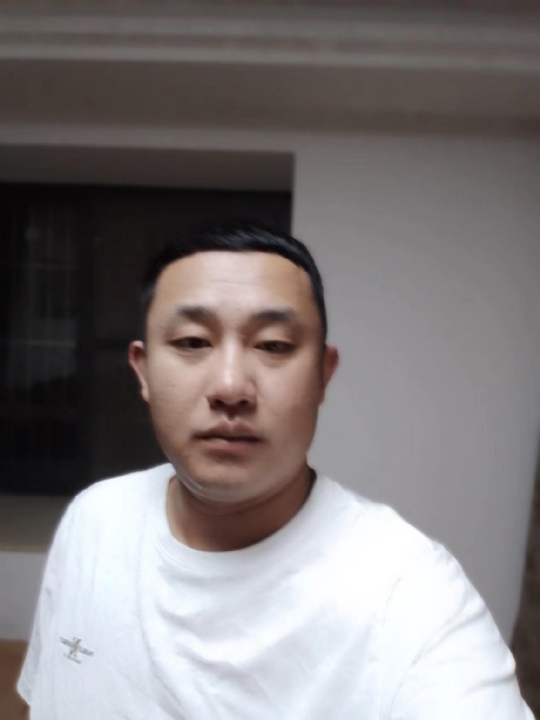 魔尊的第一张照片--武夷山相亲网