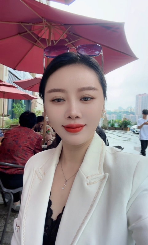 Angela的第一张照片--武夷山相亲网