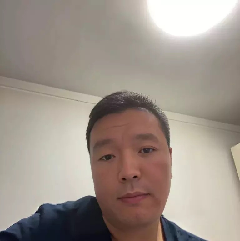 穿唐装的松鼠的第一张照片--武夷山相亲网
