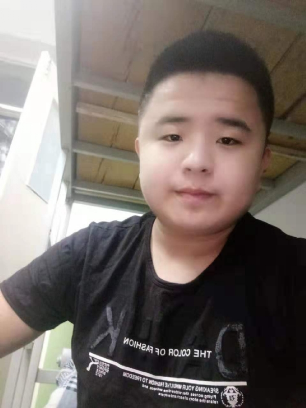 打小就爱淘气的第一张照片--武夷山相亲网