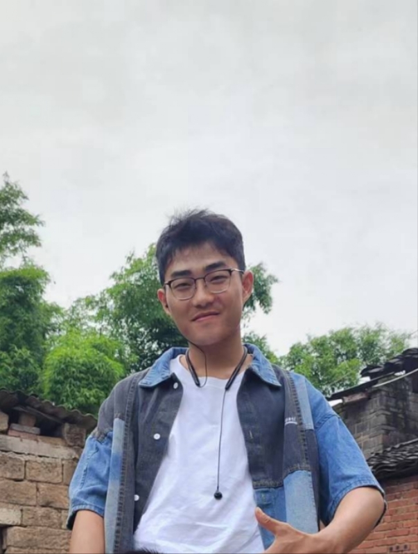 越努力越幸运的第一张照片--武夷山相亲网