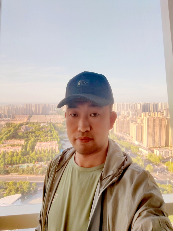 勇攀高峰的第二张照片--武夷山相亲网