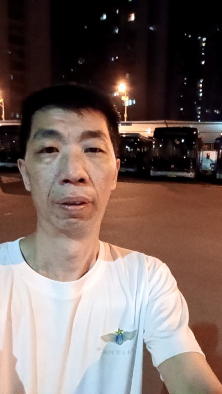 小丑的第一张照片--武夷山相亲网