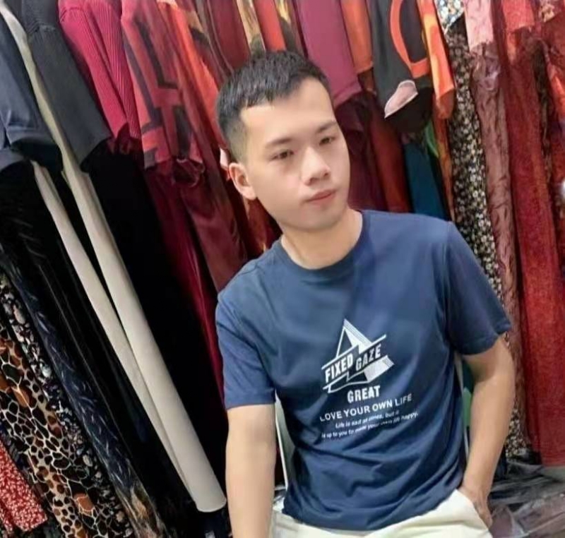 萃臻的第一张照片--武夷山相亲网
