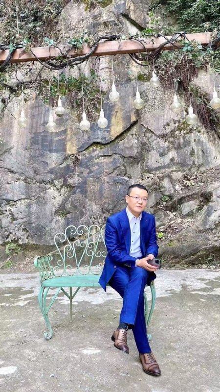 dikson的第一张照片--武夷山相亲网