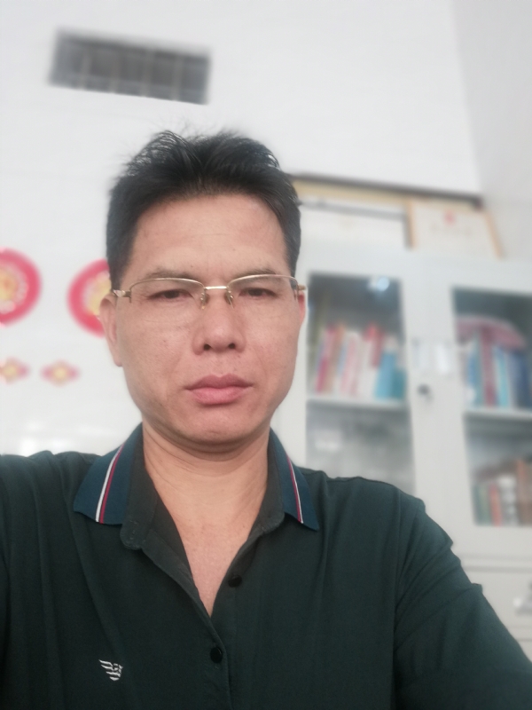 后视镜的第一张照片--武夷山相亲网