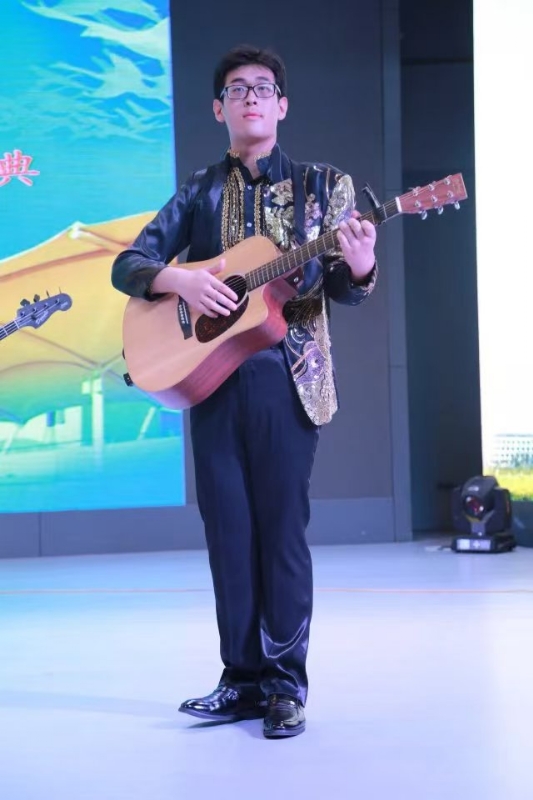 一叶知秋ZG的第一张照片--武夷山相亲网