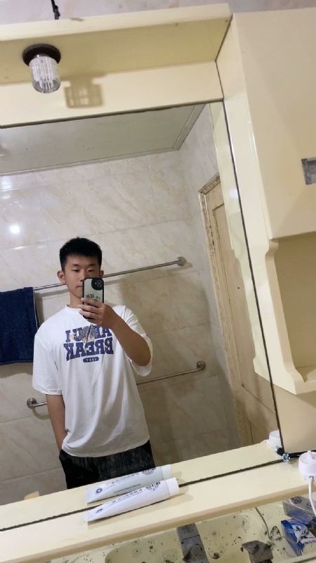 哈哈的第二张照片--武夷山相亲网